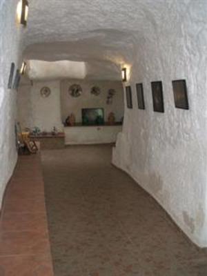 фото отеля Mitre Paterna Low Cost Rooms