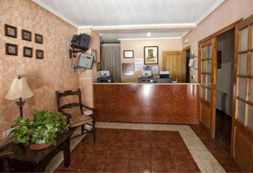 фото отеля Mitre Paterna Low Cost Rooms