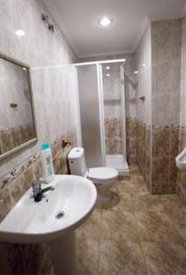 фото отеля Mitre Paterna Low Cost Rooms