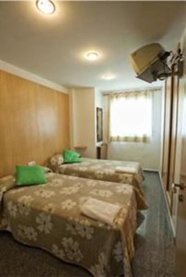 фото отеля Mitre Paterna Low Cost Rooms