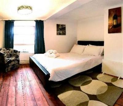 фото отеля The Golden Fleece Inn
