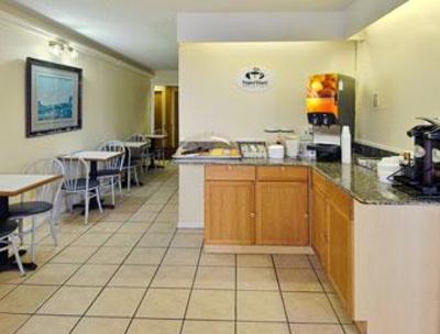 фото отеля Super 8 Motel Athens (Alabama)