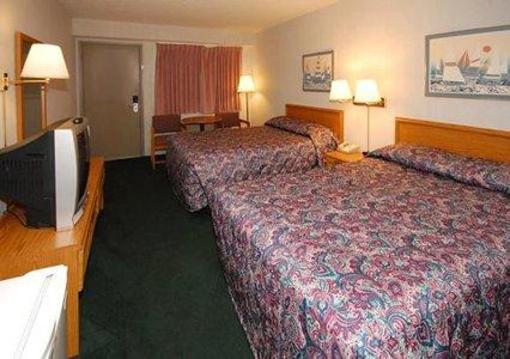 фото отеля Econo Lodge South Petoskey