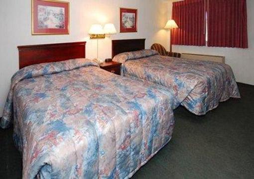 фото отеля Econo Lodge South Petoskey