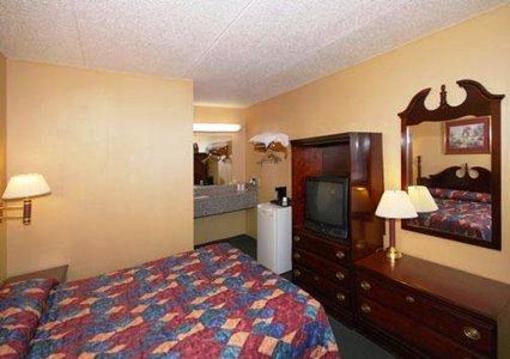 фото отеля Econo Lodge South Petoskey