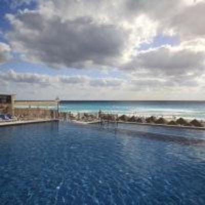 фото отеля Great Parnassus Resort Cancun