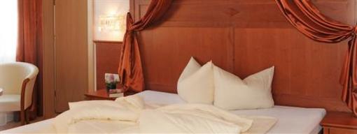 фото отеля Hotel Arlenburg