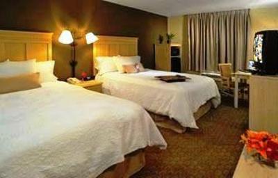 фото отеля Brunswick Park Hotel