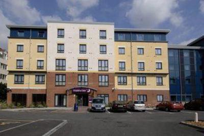 фото отеля Premier Inn Westcliff Bournemouth