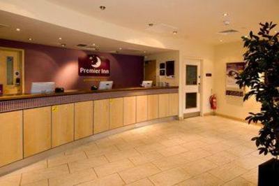 фото отеля Premier Inn Westcliff Bournemouth