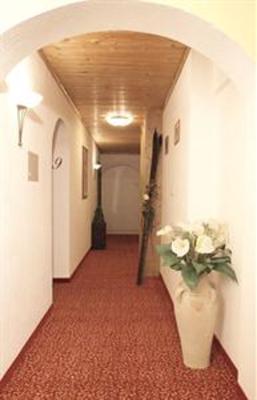 фото отеля Hotel Garni Rauch Sankt Anton am Arlberg