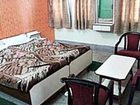 фото отеля Radiant YMCA Tourist Hostel
