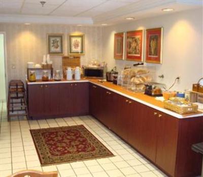 фото отеля Clarion Inn & Suites Knoxville