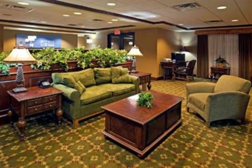 фото отеля Holiday Inn Express Logan
