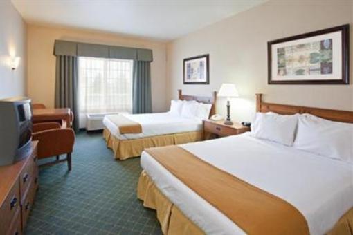 фото отеля Holiday Inn Express Logan