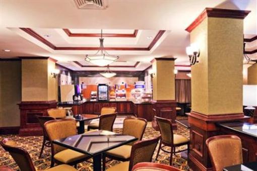 фото отеля Holiday Inn Express Shawnee I-40