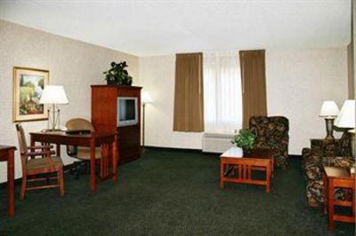 фото отеля Club-Hotel Nashville Inn & Suites