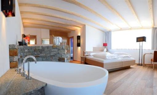 фото отеля Hotel Zum Mohren & Plavina