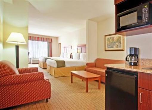 фото отеля Holiday Inn Express Hotel & Suites Dyersburg