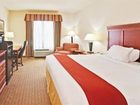 фото отеля Holiday Inn Express Hotel & Suites Dyersburg