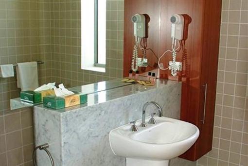 фото отеля Space Holiday Apartments