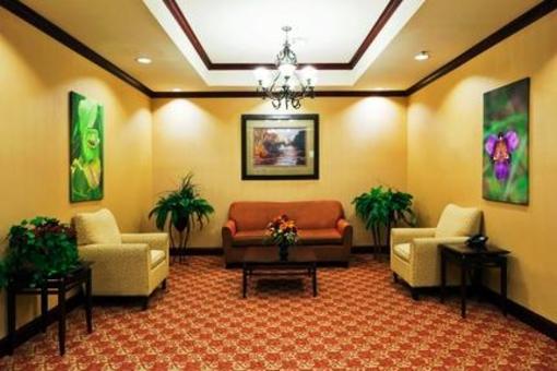 фото отеля Holiday Inn Express Hotel & Suites Athens (Texas)