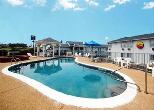 фото отеля Comfort Inn Lake of the Ozarks
