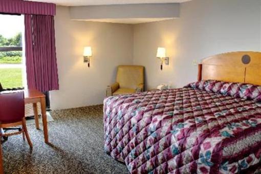 фото отеля Lees Inn and Suites Merrillville