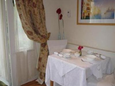 фото отеля The Blue Cow Bed & Breakfast Huntingdon (England)