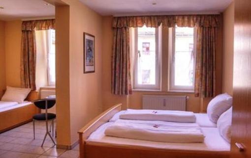 фото отеля Gasthaus Hotel Wauer