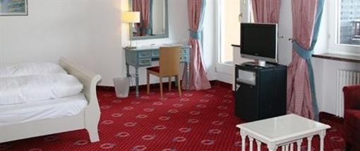 фото отеля Schloss Berg Hotel