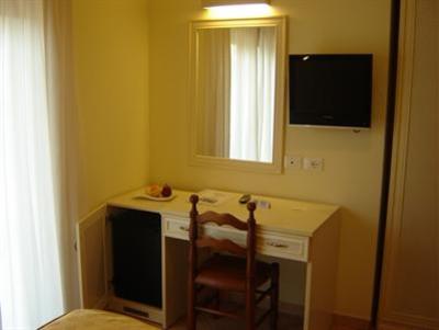 фото отеля Garni Anna Hotel Cervia