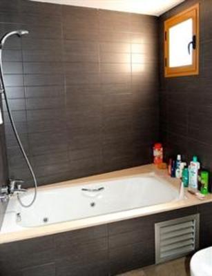 фото отеля Apartamentos Roin World