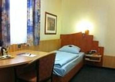 фото отеля Das Kleine Stadthotel Ratingen