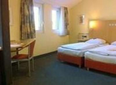 фото отеля Das Kleine Stadthotel Ratingen