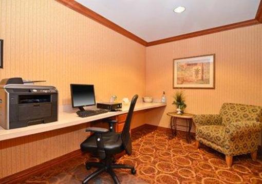 фото отеля Comfort Suites Mckinney