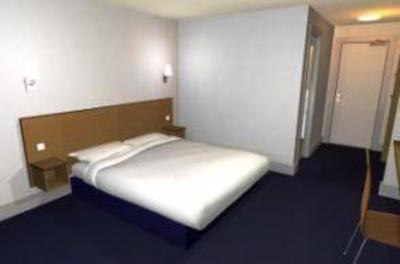 фото отеля Travelodge Hotel Luton