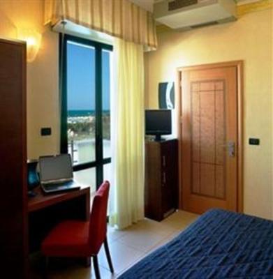 фото отеля Hotel Metropole Rimini