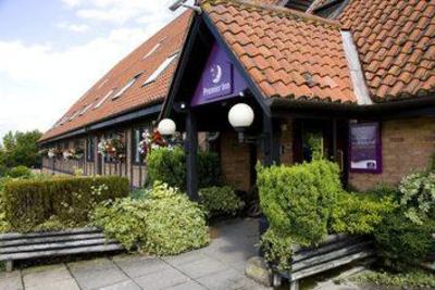 фото отеля Premier Inn South Milton Keynes