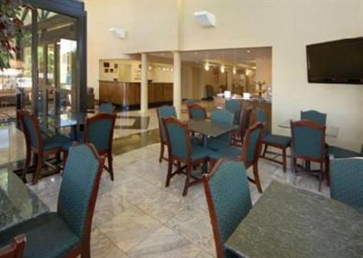 фото отеля Comfort Suites Gwinnett Place