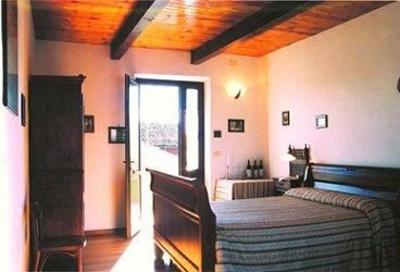 фото отеля Agriturismo Erbaluna La Morra