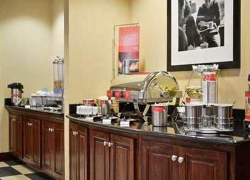 фото отеля Hampton Inn & Suites Muncie
