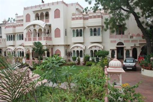 фото отеля Bharat Mahal Palace