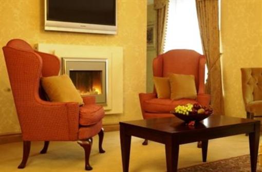 фото отеля Kettles Country House Hotel Swords