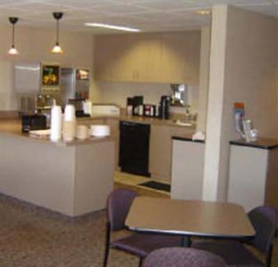 фото отеля Airport Value Inn & Suites