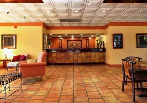 фото отеля Americas Best Value Inn & Suites Pensacola