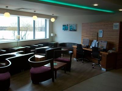 фото отеля Holiday Inn Express Tamworth