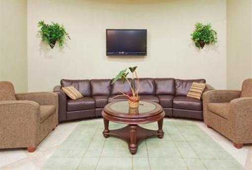 фото отеля Holiday Inn Express Hotel & Suites Seguin
