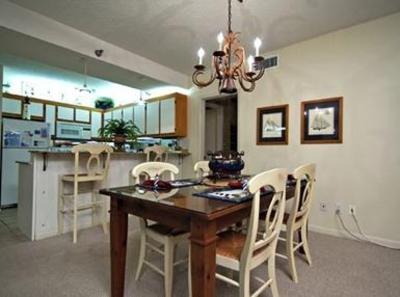 фото отеля Meyer Real Estate Vacation Rentals Shoalwater Orange Beach