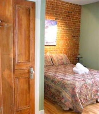 фото отеля Bed and Breakfast L'Heure Douce